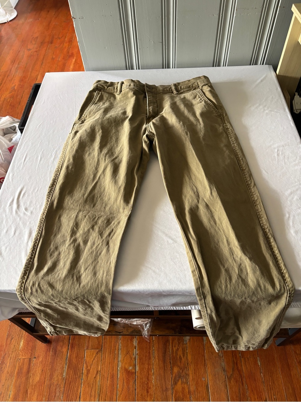 Levi's Khaki/Tan Chino Pants